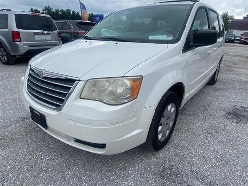 2010 Chrysler Town & Country LX 4dr Mini Van