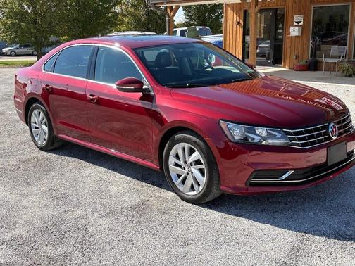 2018 Volkswagen Passat 2.0T SE