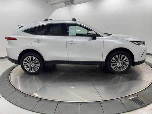 2024 Toyota Venza XLE