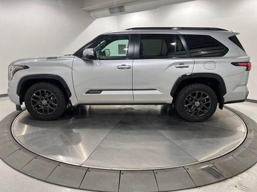 2024 Toyota Sequoia Platinum