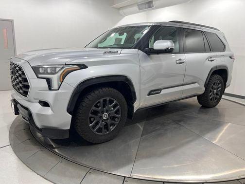 2024 Toyota Sequoia Platinum