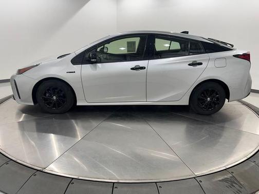 2022 Toyota Prius XLE