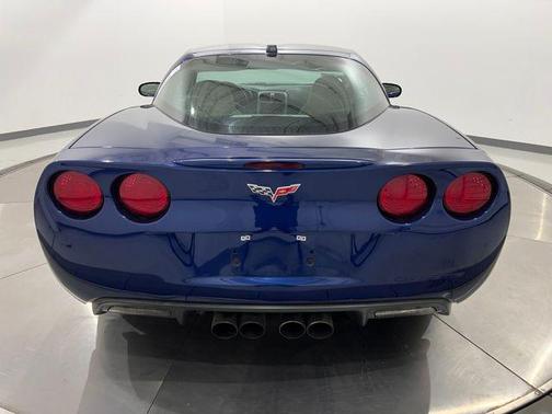 2005 Chevrolet Corvette Base