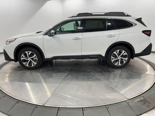 2022 Subaru Outback Touring