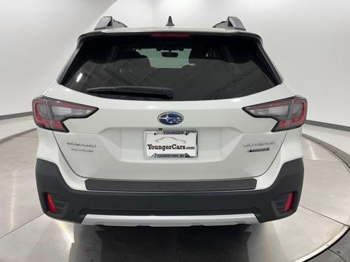 2022 Subaru Outback Touring