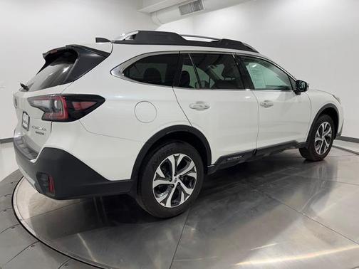 2022 Subaru Outback Touring