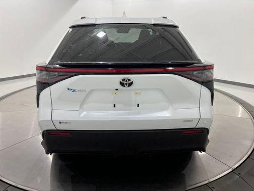 2025 Toyota bZ4X XLE