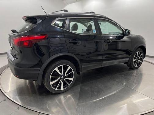 2017 Nissan Rogue Sport SL