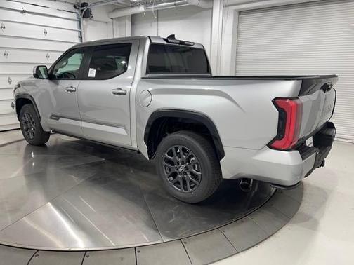 2025 Toyota Tundra Hybrid Platinum
