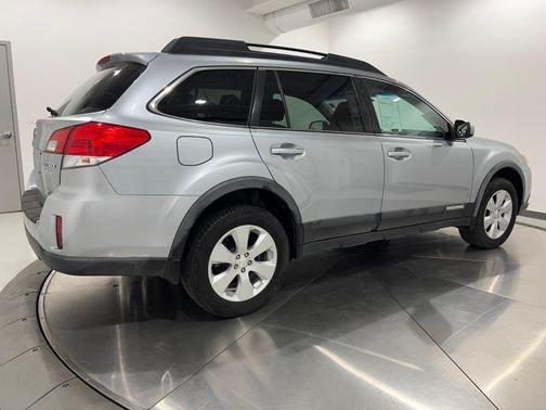 2012 Subaru Outback 2.5i Premium