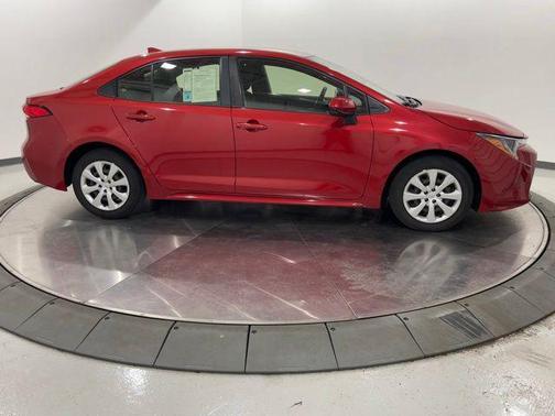 Barcelona Red Metallic 2021 Toyota Corolla LE