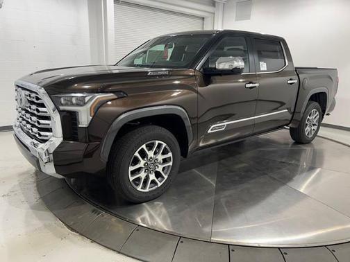 2025 Toyota Tundra Hybrid 1794 Edition
