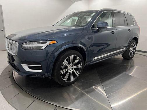 2023 Volvo XC90 B6 Ultimate 7-Seater