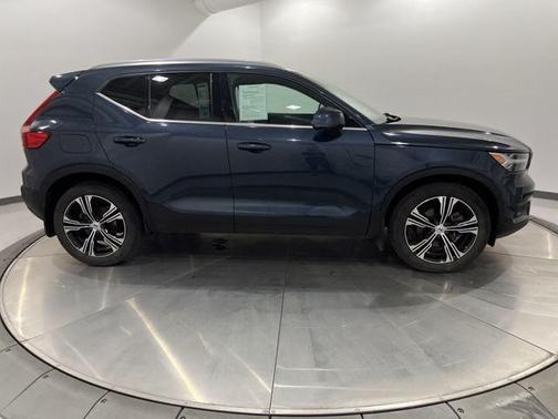 2022 Volvo XC40 T5 Inscription