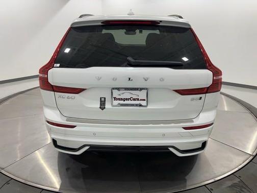 2025 Volvo XC60 B5 Plus