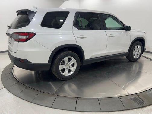 Platinum White 2023 Honda Pilot AWD LX