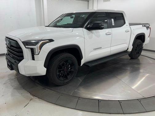 Ice Cap 2026 Toyota Tundra SR5