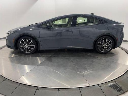 2023 Toyota Prius XLE