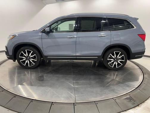 2022 Honda Pilot AWD Elite