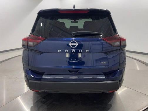 Deep Ocean Blue Pearl 2025 Nissan Rogue SV
