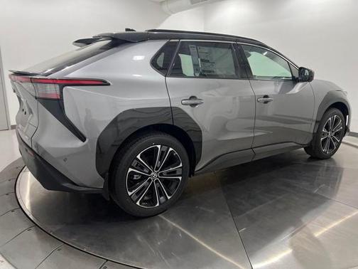 2025 Toyota bZ4X Limited