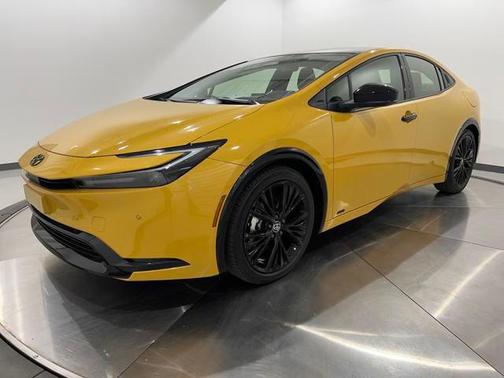 2025 Toyota Prius L