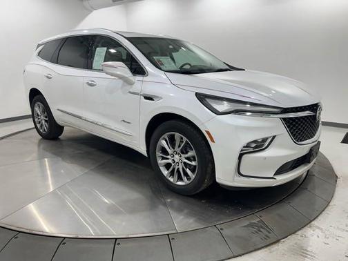 2022 Buick Enclave AWD Avenir