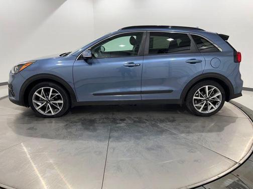 2022 Kia Niro Touring SE