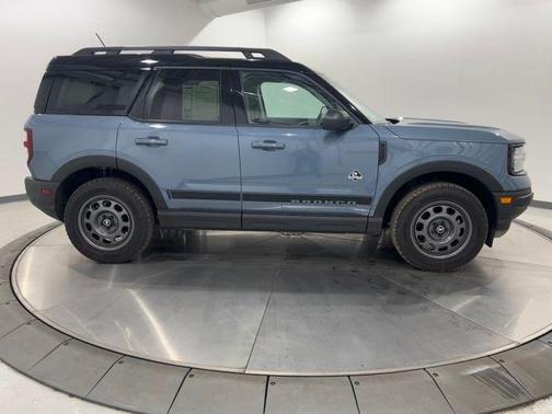 Azure Gray Metallic Tri-Coat 2024 Ford Bronco Sport Outer Banks