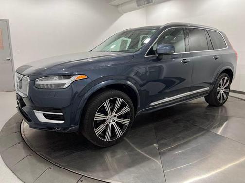 2022 Volvo XC90 T6 Inscription