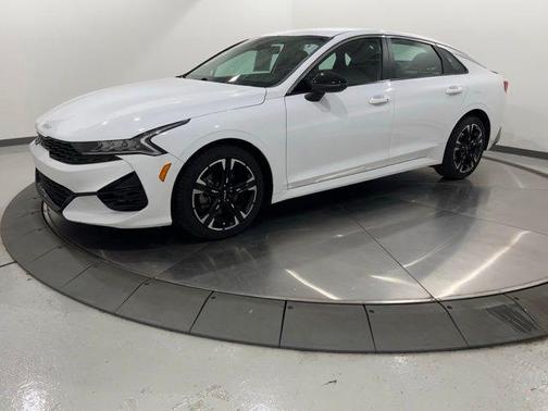 Glacial White Pearl 2022 Kia K5 GT-Line