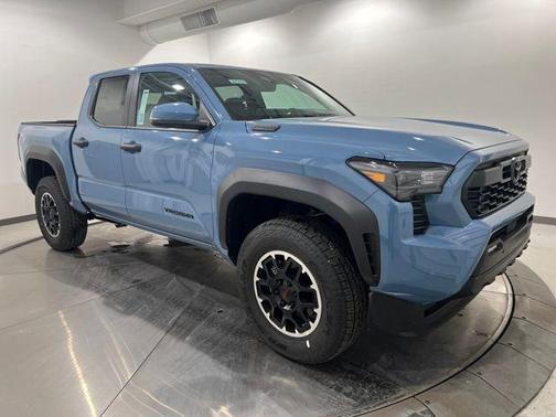 2026 Toyota Tacoma Hybrid TRD Off Road