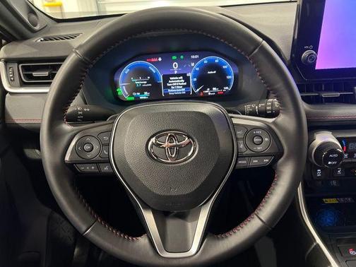 2025 Toyota RAV4 Hybrid SE