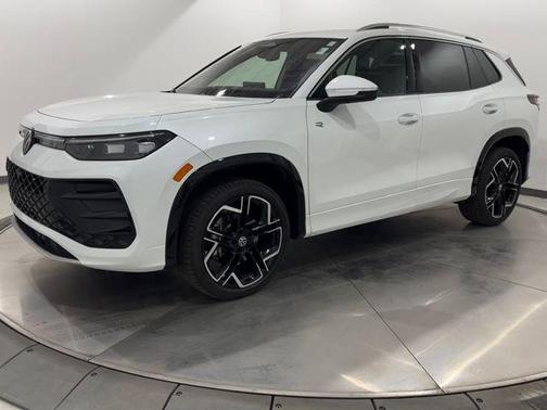 2025 Volkswagen Tiguan 2.0T SEL R-Line 4MOTION