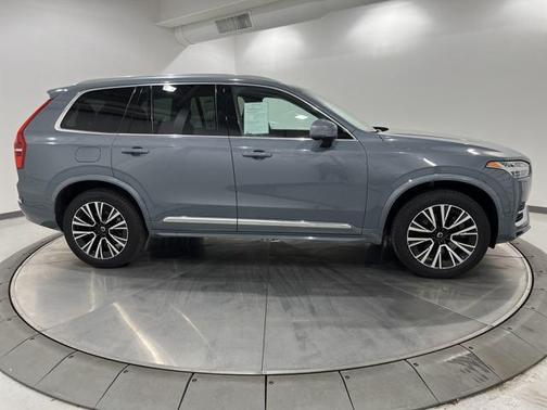 2023 Volvo XC90 Recharge Plug-In Hybrid T8 Plus Bright Theme 7-Seater