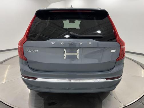 2023 Volvo XC90 Recharge Plug-In Hybrid T8 Plus Bright Theme 7-Seater