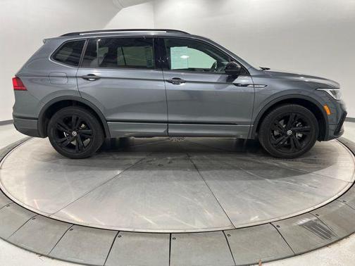2023 Volkswagen Tiguan 2.0T SE R-Line Black 4MOTION