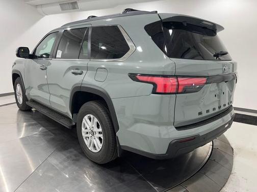 2025 Toyota Sequoia SR5