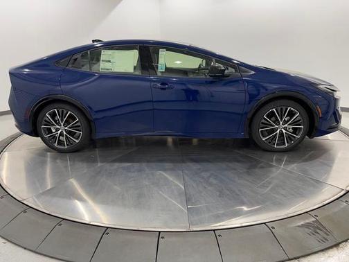 2025 Toyota Prius XLE