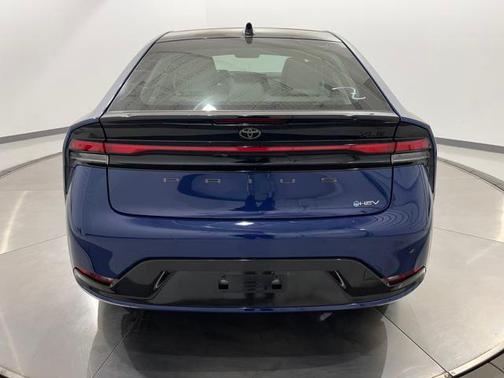 2025 Toyota Prius XLE