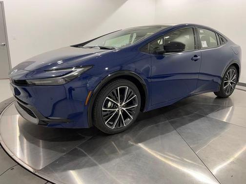 2025 Toyota Prius XLE