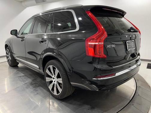 2024 Volvo XC90 Recharge Plug-In Hybrid T8 Ultimate Bright Theme 7-Seater
