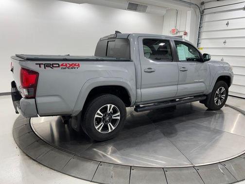 2018 Toyota Tacoma TRD Sport