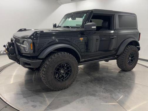 Shadow Black 2022 Ford Bronco Badlands