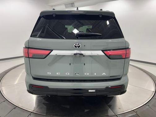 2025 Toyota Sequoia Base