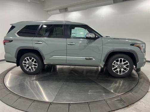 2025 Toyota Sequoia Base