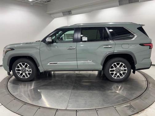 2025 Toyota Sequoia Base