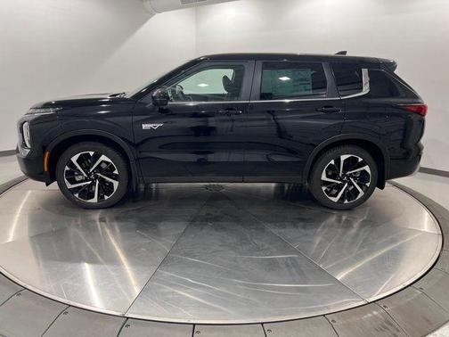 2023 Mitsubishi Outlander PHEV SE S-AWC