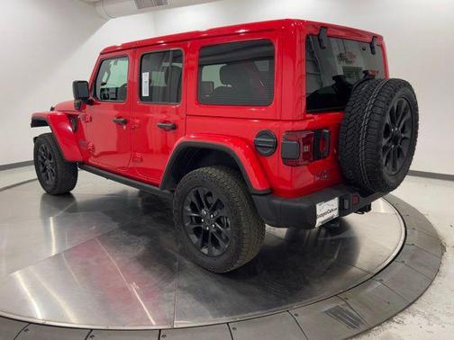 Firecracker Red Clearcoat 2025 Jeep Wrangler 4xe Sahara