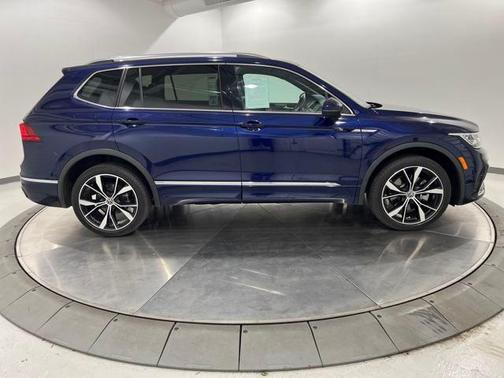 2022 Volkswagen Tiguan 2.0T SEL R-Line 4MOTION